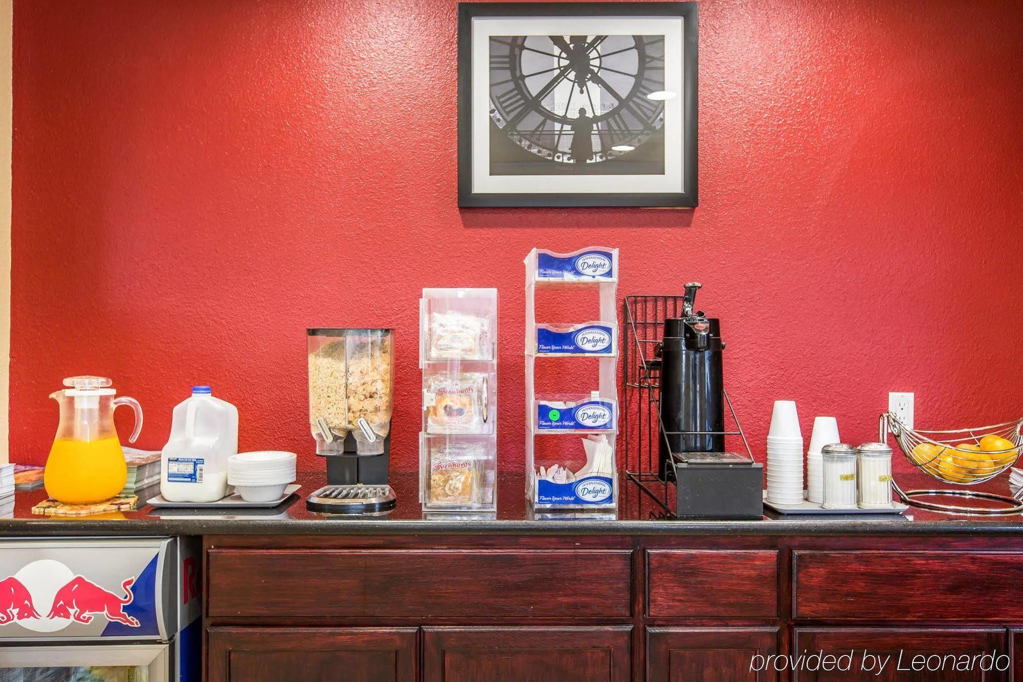 Rodeway Inn Near University-Gateway To Yosemite Мерсед Экстерьер фото